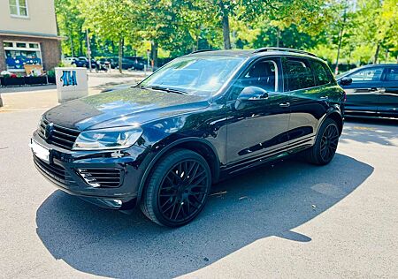 VW Touareg Volkswagen 22 ZOLL V8 SOUND TÜV 6/26 EURO 6 262PS +EXTRAS