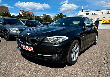 BMW 520 d Lim. **1.HAND/VOLLLEDER/NAVI/AHK**