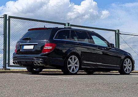 Mercedes-Benz C 250 CDI C63 AMG-Optik BlueEFFICIENCY TOP