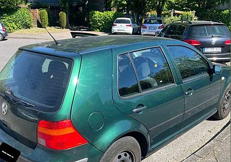 VW Golf Volkswagen 1.4 Conceptline