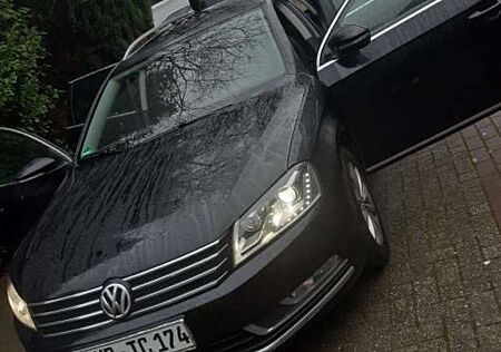 VW Passat Variant Volkswagen 1.6 TDI BlueMotion Technology Highline