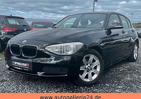 BMW 118 d 5-Türer Automatik Xenon PDC SZH SCHECKHEFT