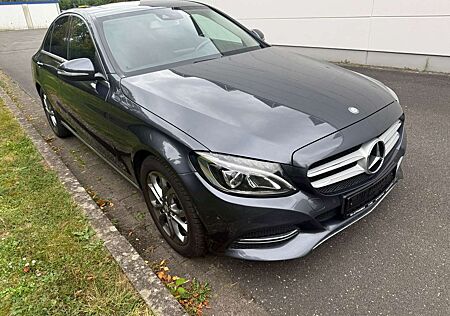 Mercedes-Benz C 220 AUTOMATIK/NAVI/SHZ/PDC/LKA/LED/KLIMA
