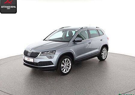 Skoda Karoq 2.0 TSI STYLE STANDHZ,KEYLESS,KAMERA,PANO