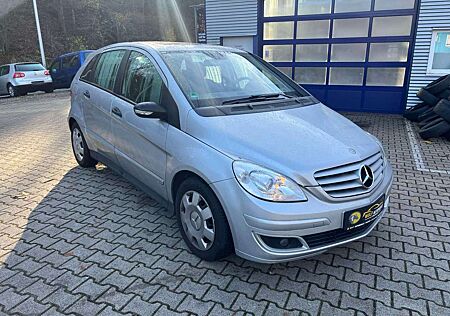 Mercedes-Benz B 180 1 Hand Klima Leder Preis inkl Neu Tüv