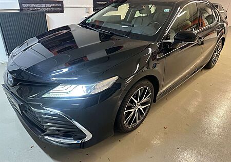 Toyota Camry Hybrid 2.5 Luxury