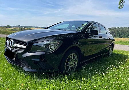 Mercedes-Benz CLA 180 Shooting Brake