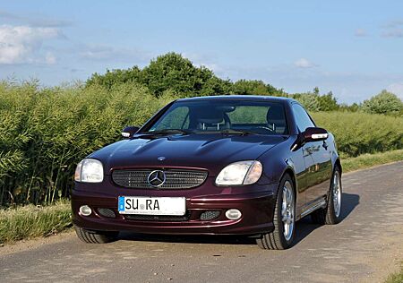 Mercedes-Benz SLK 320