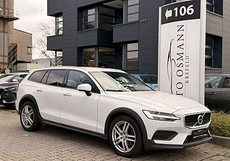 Volvo V60 Cross Country B4 D AWD Geartronic RFK