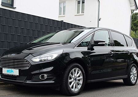 Ford S-Max TITANIUM DesignPaket LED PANO SOUND DAB