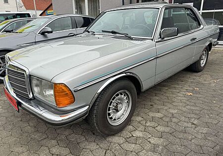 Mercedes-Benz 230 Coupe SCHIEBEDACH/LEDER/AUTOMATIK TOP ZUSTAD