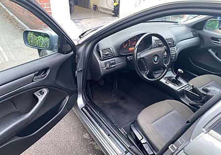 BMW 320i 320 touring