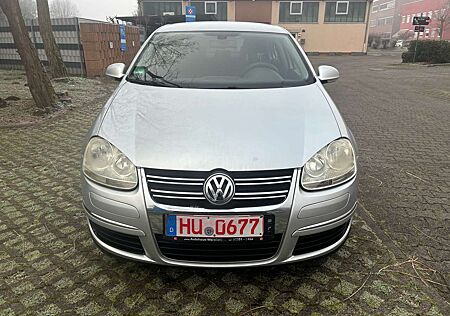 VW Jetta Volkswagen 1.9 TDI ps 105.