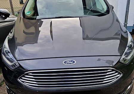 Ford Grand C-Max 1.0 EcoBoostTitanium