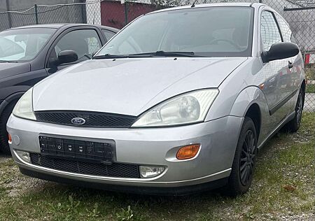 Ford Focus 1.4 Benzin
