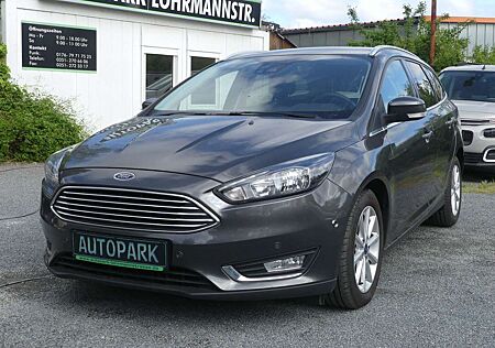 Ford Focus Turnier Titanium*1.Hand*Nr.27