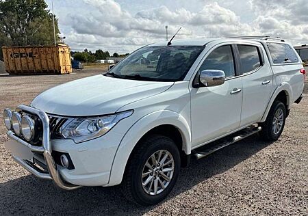 Mitsubishi L200 Pick Up 4x4 Autm. Double Cab