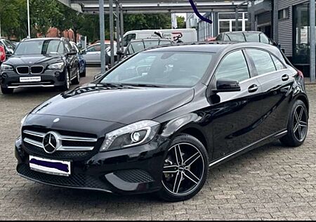 Mercedes-Benz A 180 (BlueEFFICIENCY) Urban