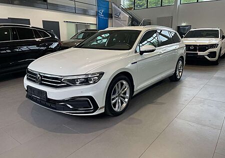 VW Passat Variant Volkswagen Passat GTE 1.4 TSI DSG AID/MATRIX/STHZ/KAM/AHK