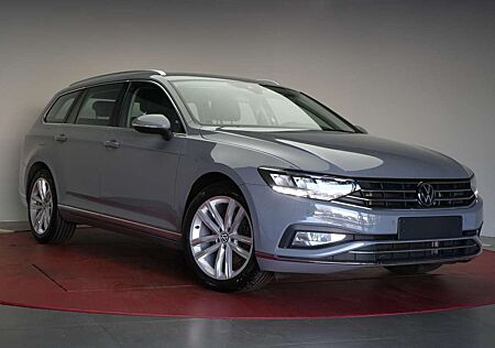 VW Passat Variant Volkswagen 1.5 TSI DSG Elegance Navi/ACC/Lan