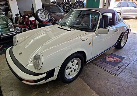 Porsche 911 CARRERA 3.2 TARGA "TRAUMZUSTAND" SCHECKHEFT