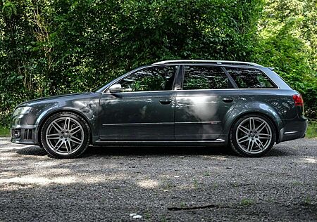 Audi RS4 B7 Avant