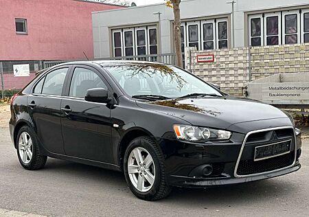 Mitsubishi Lancer Sportback 1.8 MPI Inform