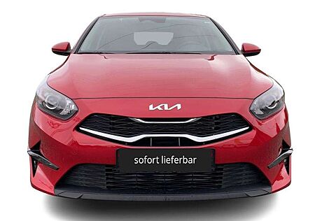 Kia Cee'd Ceed / III 1,5 T-GDi Best DAB Navi Rückfahrk Winterpaket