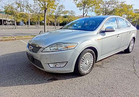 Ford Mondeo 1.8 TDCi 125 Titanium X