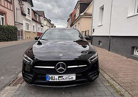 Mercedes-Benz A 250 gebraucht kaufen Mercedes-Benz A 250 e 8G-DCT AMG Line