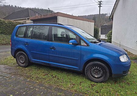VW Touran Volkswagen 1.6 Trendline