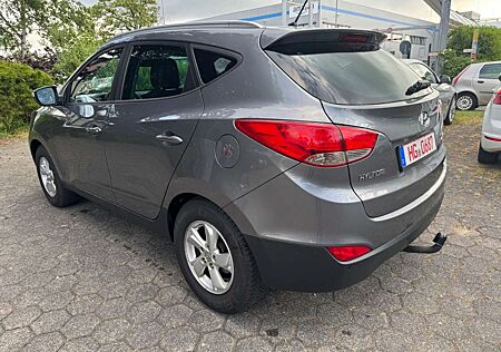 Hyundai ix35 Style 4WD 2.0 184PS Anhängerkupplung Klima
