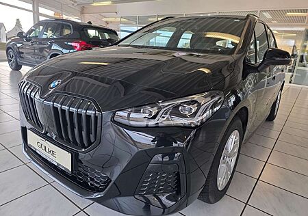 BMW 220 i Active Tourer M Sport, PDC, Kam, AHK, HUP