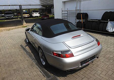 Porsche 996 911 911 Carrera 4 Cabrio