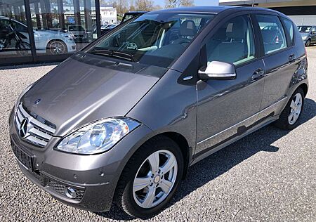 Mercedes-Benz A 170 Autotronic Avantgarde*AHK*Lamellendach*2.Hand*