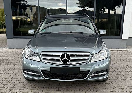 Mercedes-Benz C 180 C180 T Avantgarde AUTOM*Bi-XENON*SHZ*PDC*NAVI