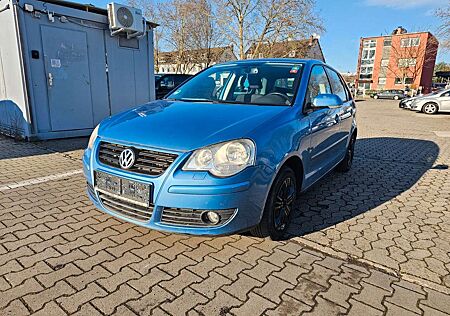 VW Polo Volkswagen 1.6 Tour Edition*Tüv Neu*SHZ*TMP*SchiebeDach