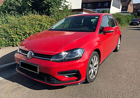 VW Golf Volkswagen VII 5-Türer 1.4 TSI 92KW R-Line