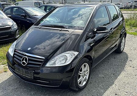 Mercedes-Benz A 160 KLIMA TÜV 03-2026 ALLWETTER CD-RADIO EURO-5 ZV
