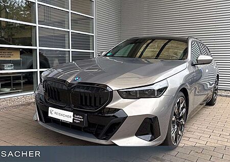 BMW 550 e A xDrive Tou M-Sport PRO,Pano,AHK,Sitzbelü