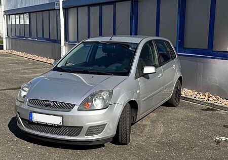 Ford Fiesta 1.3 Ambiente
