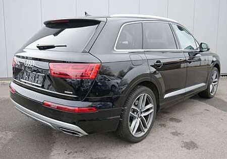 Audi Q7 3.0 TDI DPF quattro tiptronic