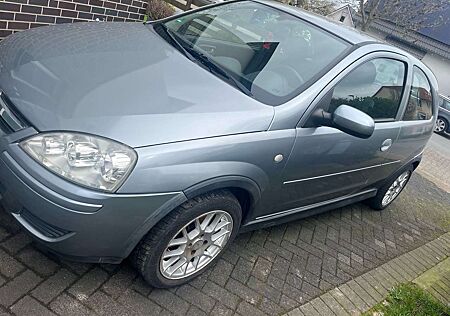 Opel Corsa 1.2 16V Cosmo