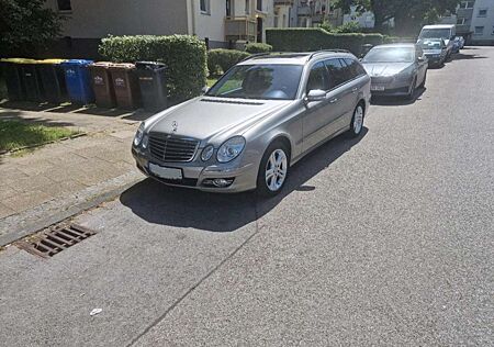 Mercedes-Benz E 320 T CDI 4Matic (211.289)