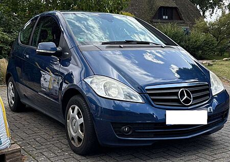 Mercedes-Benz A 150 Mercedes Benz A150 BlueEFFICIENCY inkl. AHK+HU/AU