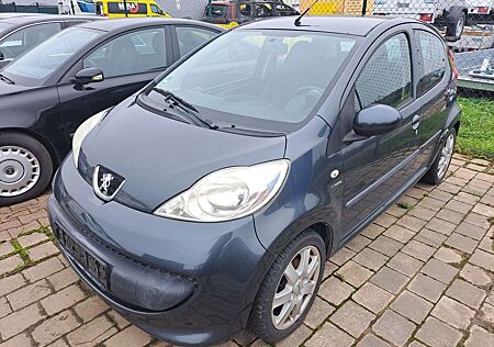 Peugeot 107 Petit Filou