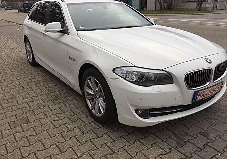 BMW 520d 520 Touring Aut.