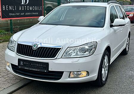 Skoda Octavia Combi Elegance/NAVI/TEILLEDER/TMP/XENON