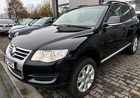 VW Touareg Volkswagen 3.6 V6 Automatik/Klimat/SD/Navi+/Leder