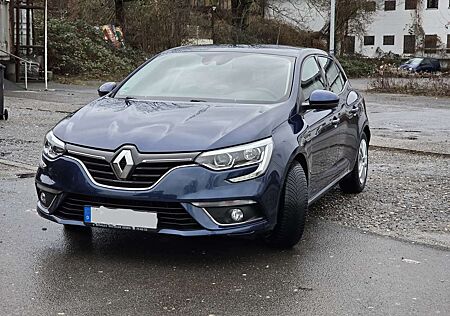 Renault Megane Play